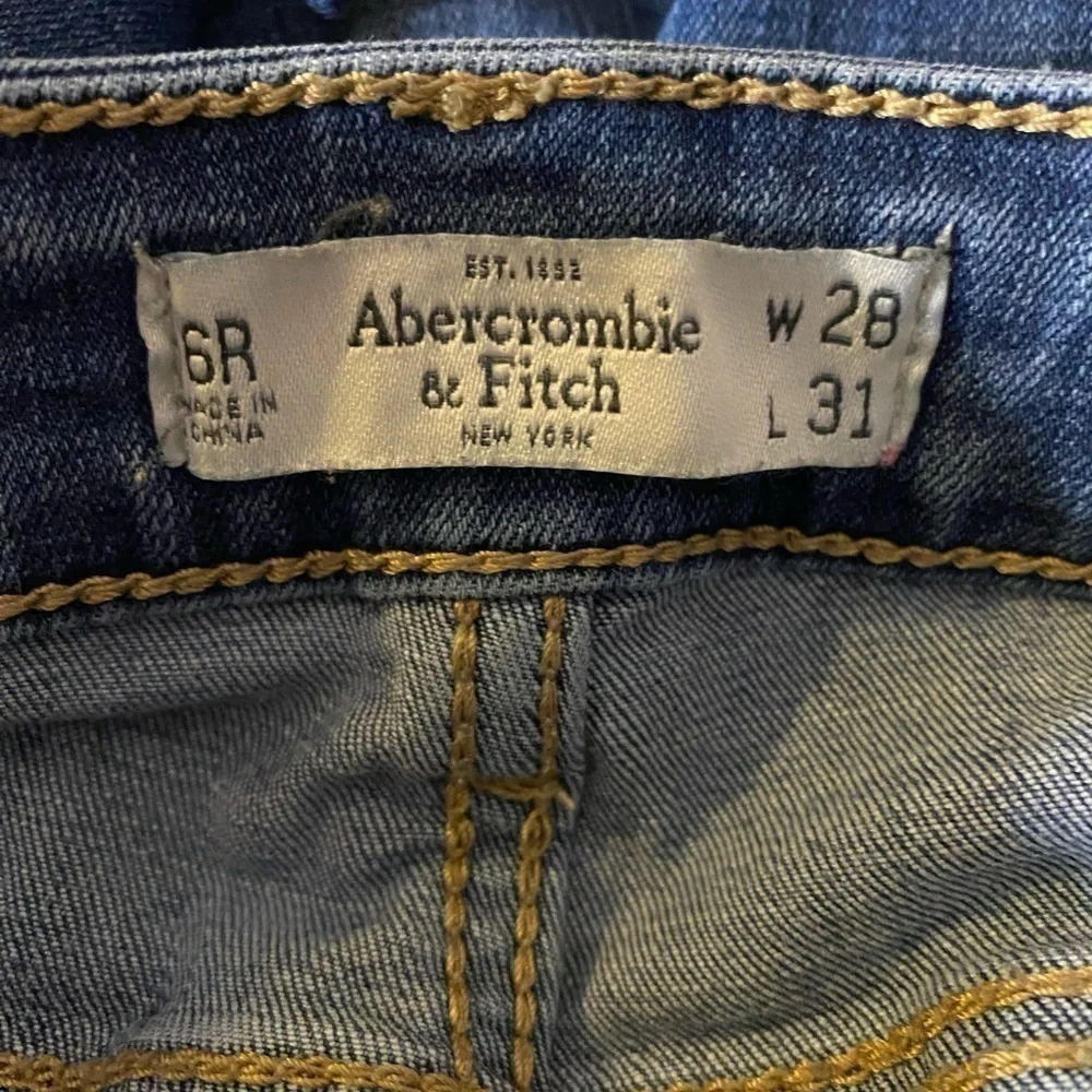 Abercrombie & Fitch Women’s Jeans